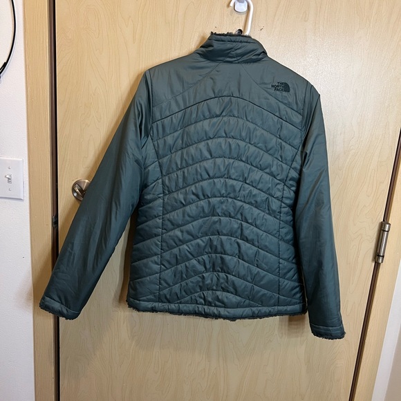 Womens the Northface reversible jacket - Picture 3 of 5